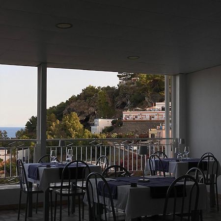 Hotel Ariston Isola di Ustica Exterior foto