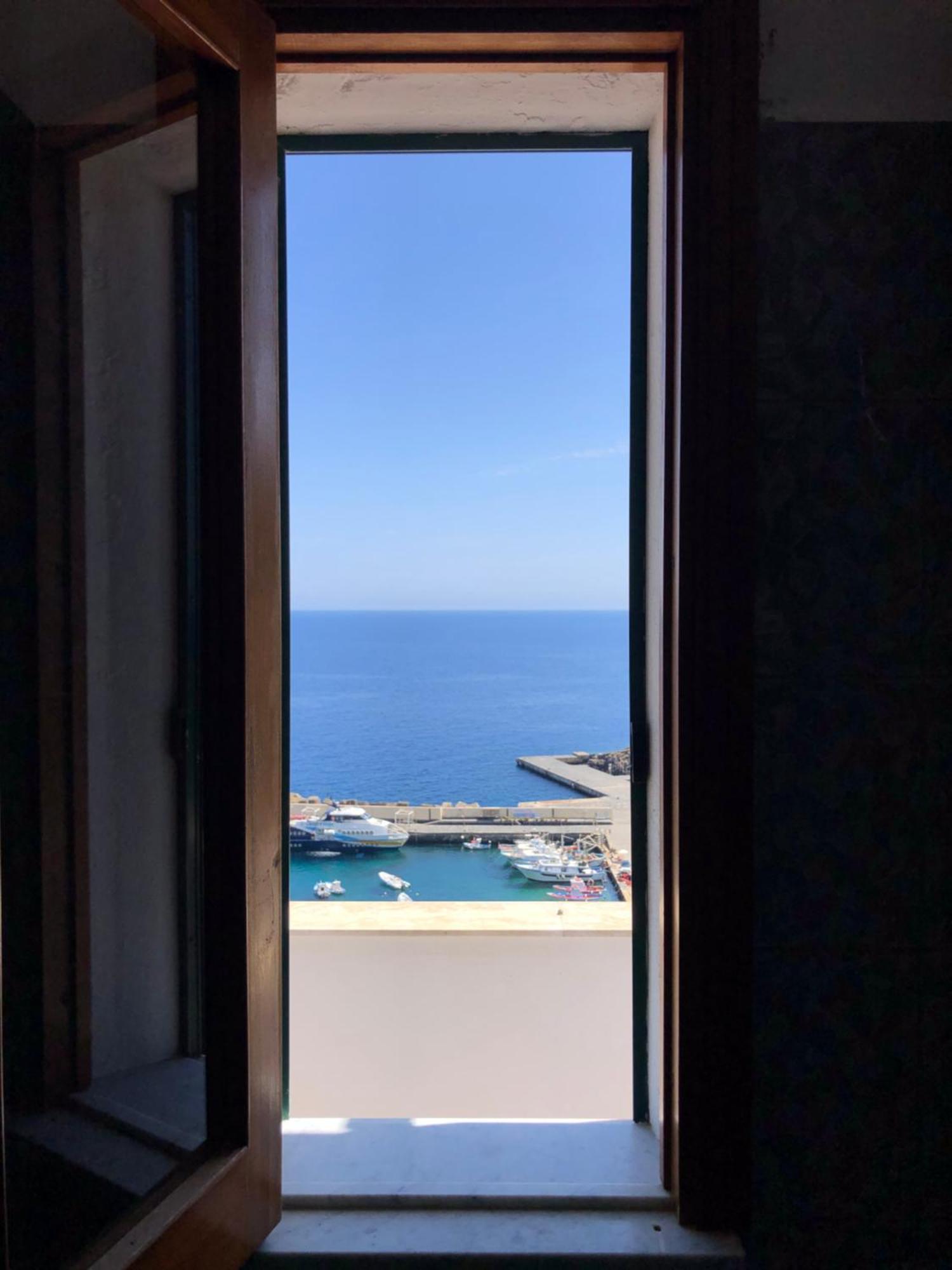Hotel Ariston Isola di Ustica Exterior foto