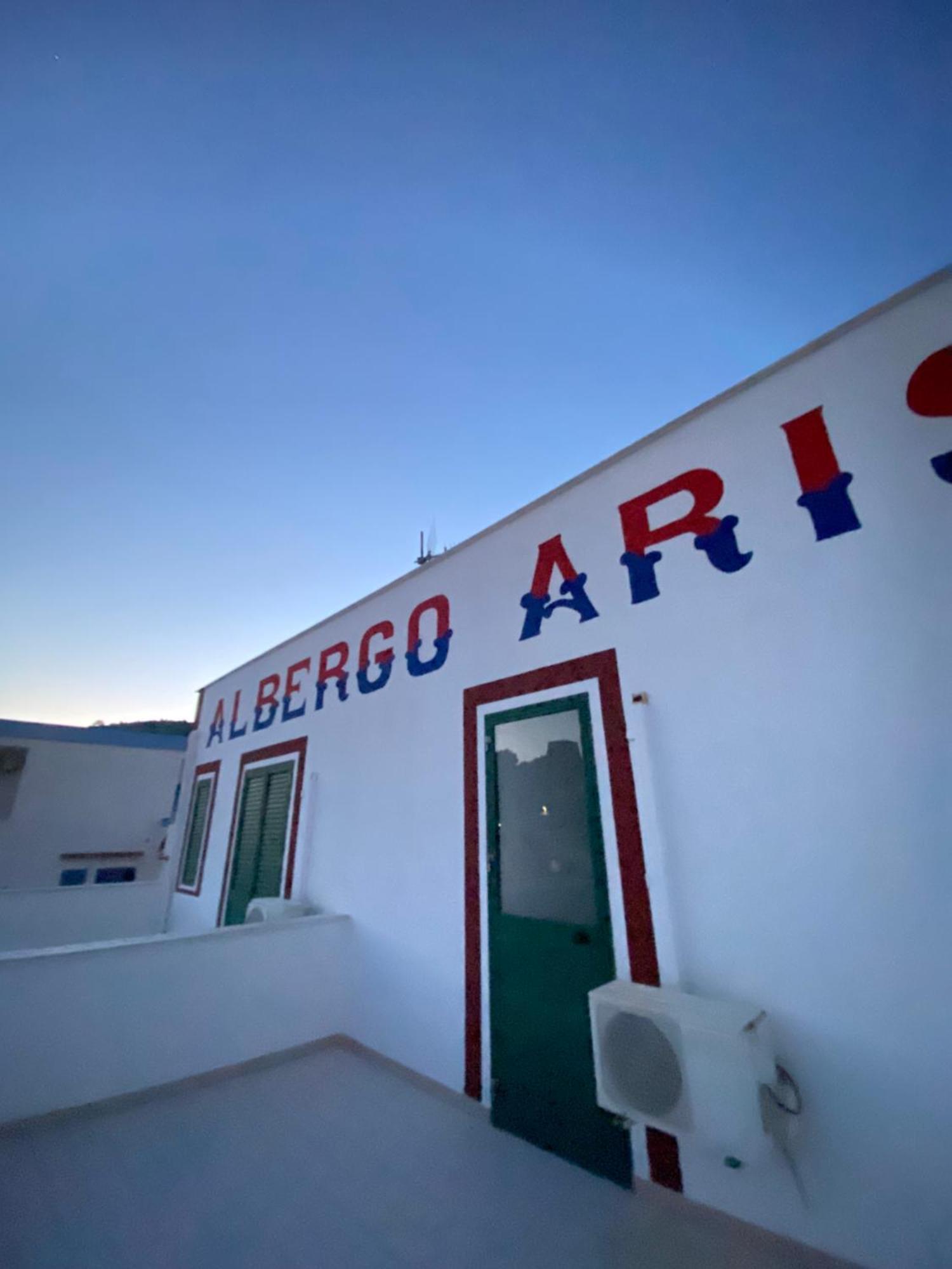 Hotel Ariston Isola di Ustica Exterior foto