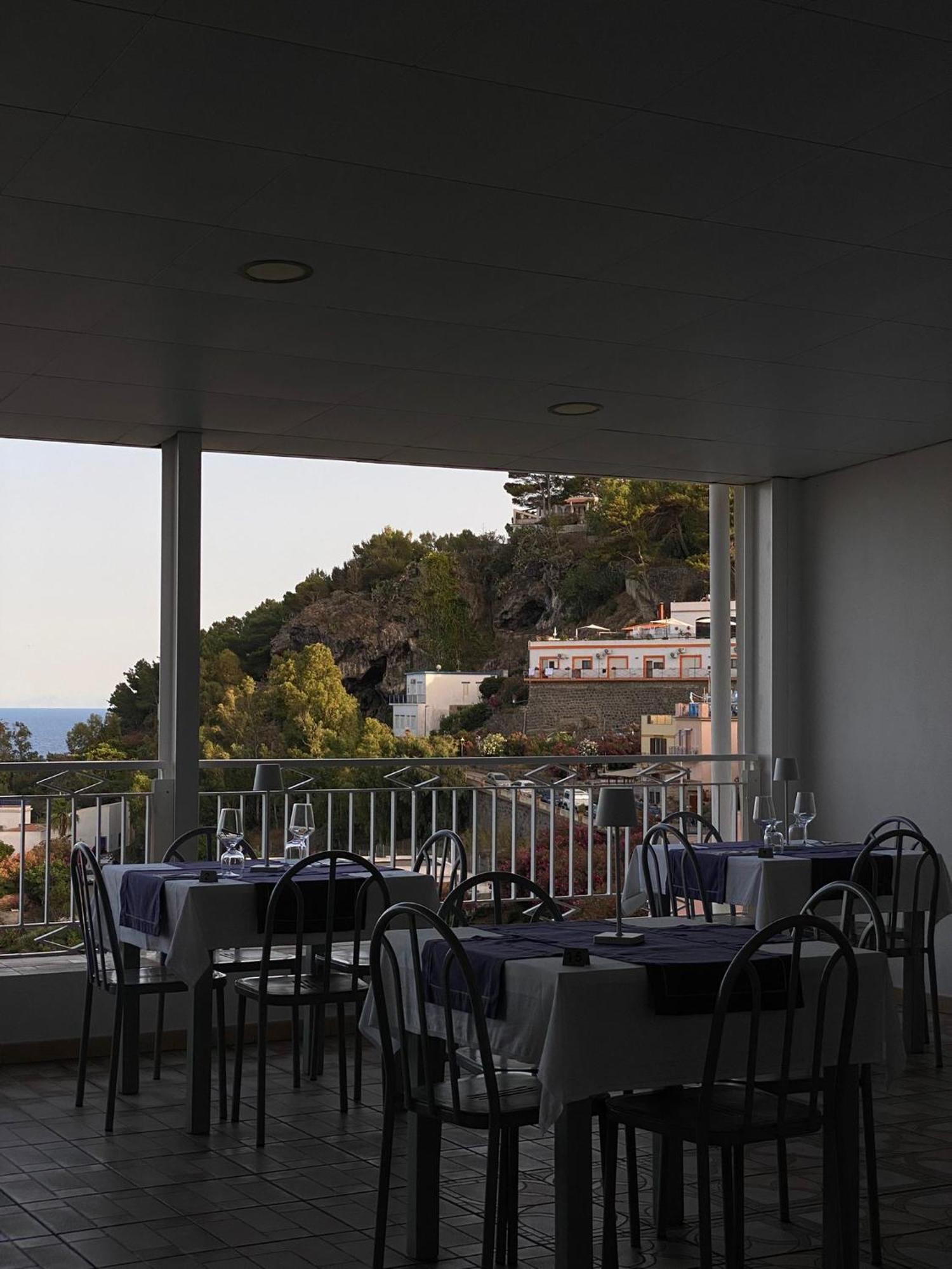 Hotel Ariston Isola di Ustica Exterior foto